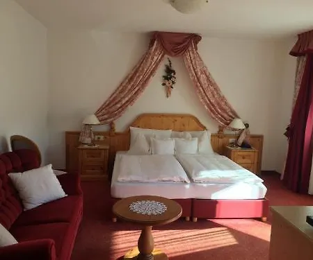 Table Hotel 3*