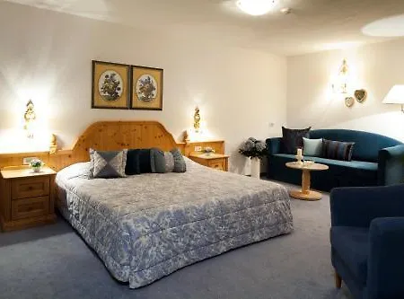 Table Hotel Corvara In Badia