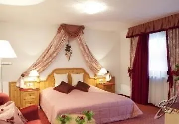 Table Hotel
